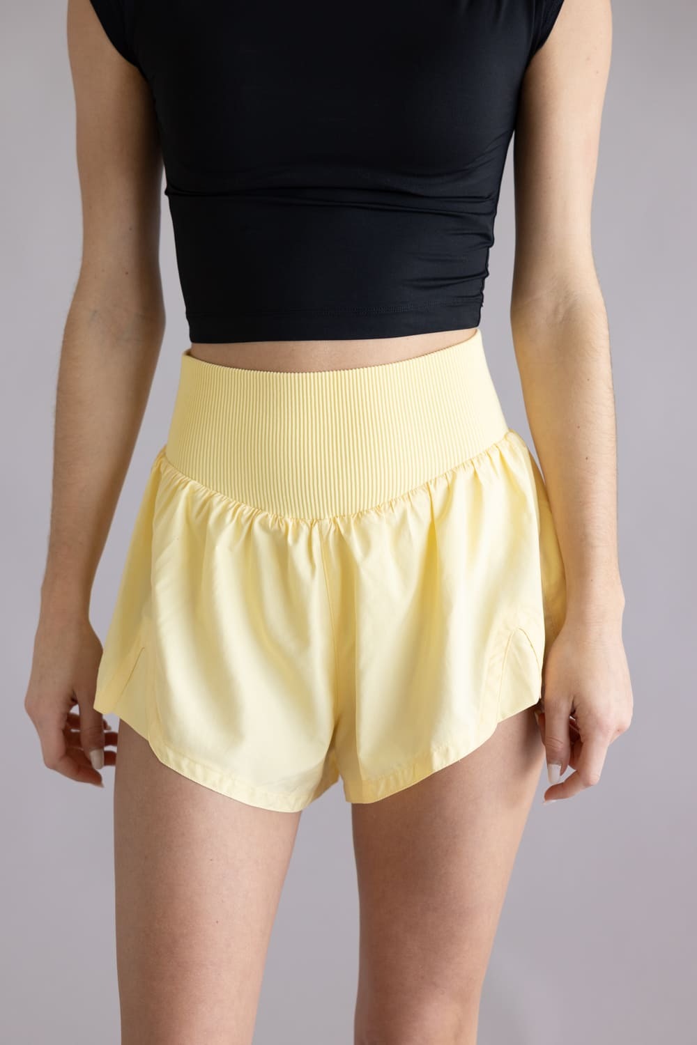 Carpe Shorts in Sunlit Yellow