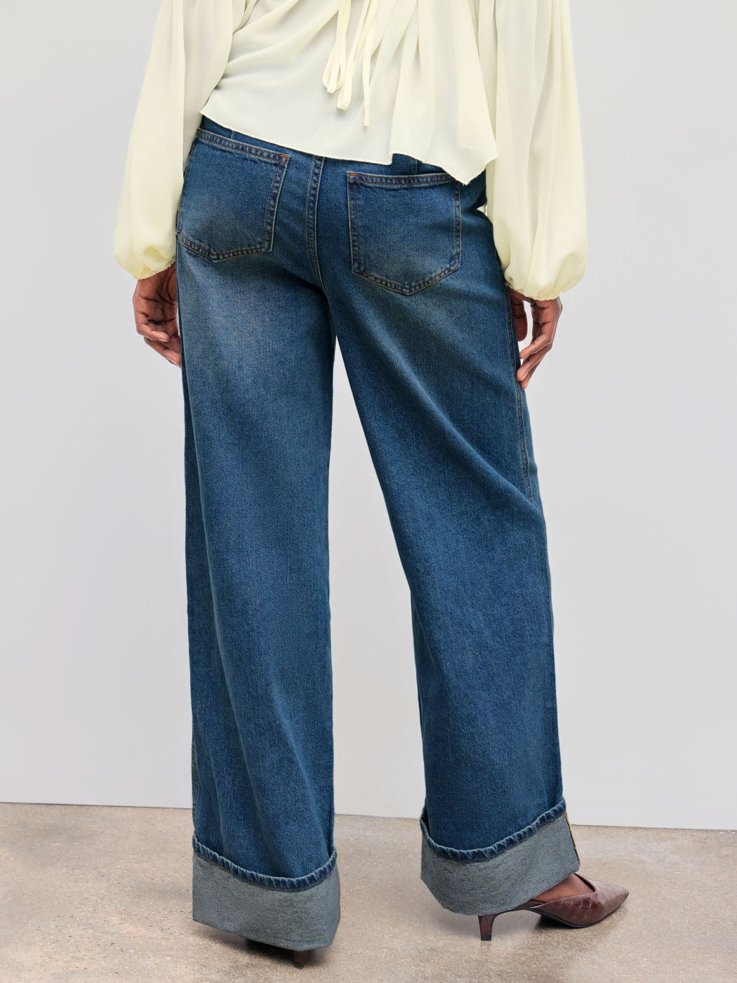 Denim Mid Rise Solid Roll Hem Straight Leg Jeans